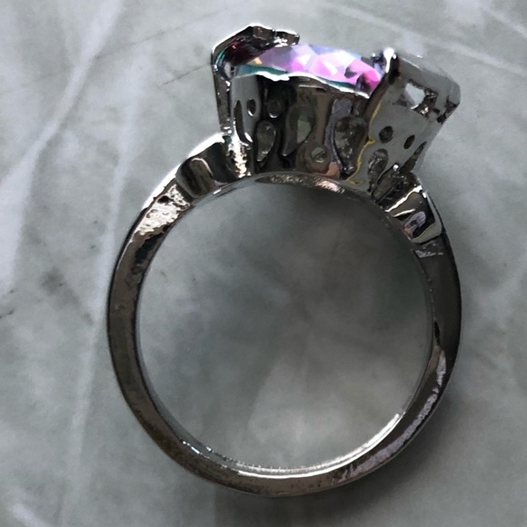 Costume jewelry statement rings lot of 3 CLOSET CLEAR OUT - Picture 7 of 12